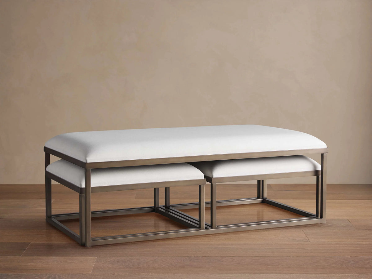 Upholstered Nesting Ottoman – NOMAD SNOW, ANTIQUE BRASS pour atelier