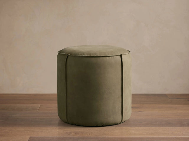 Nubuck Round Leather Pouf – OLIVE pour atelier